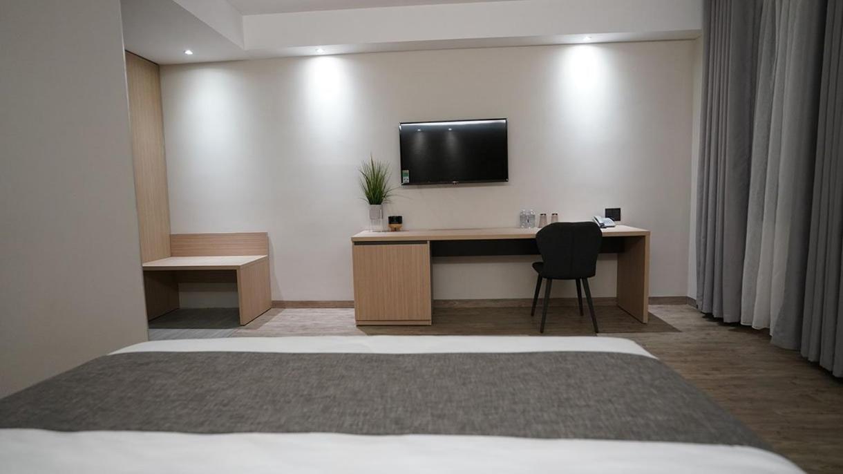 The Luxe Da Lat Hotel Bagian luar foto